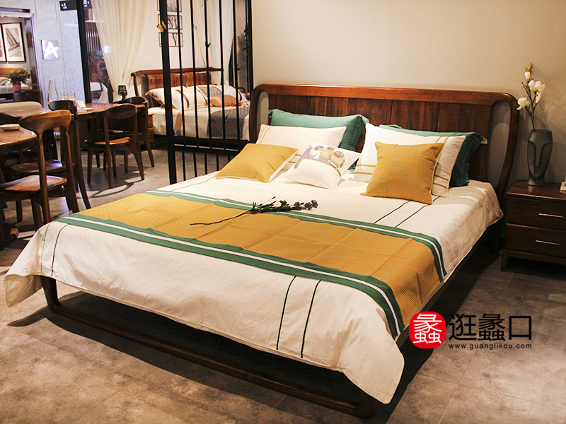 隆力森家具北欧卧室实木双人床/床头柜 隆力森家具北欧卧室实木双人床/床头柜