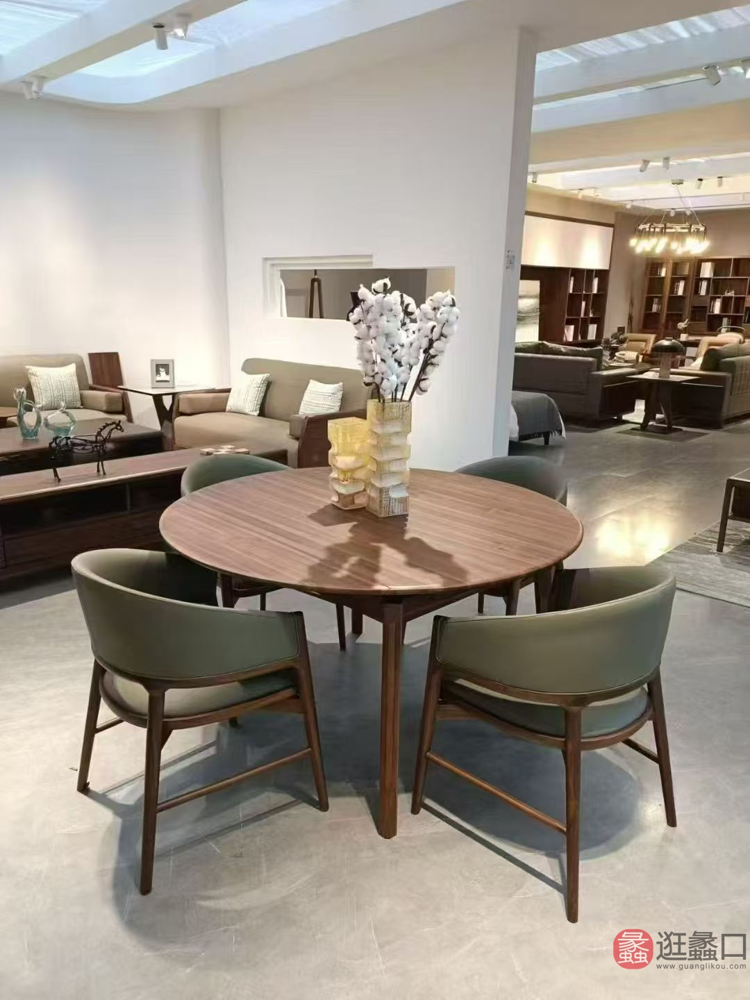 恒岳家具餐厅实木中式餐桌椅1