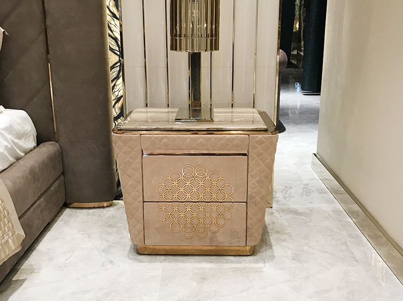 巴夏家具·爵典家居意式轻奢卧室进口磨砂皮双人床ZD001床/婚床/帝纹菲大理石进口磨砂皮床头柜