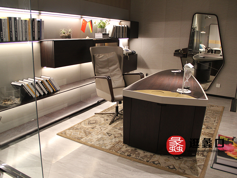 德国優客 现代轻奢 书房书桌椅/转椅