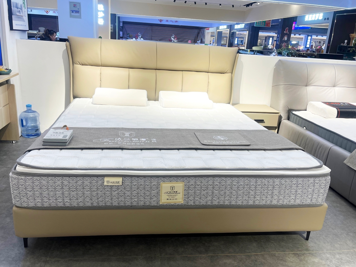 金嘉仕软体家具 轻奢风格真皮/布艺床2900008