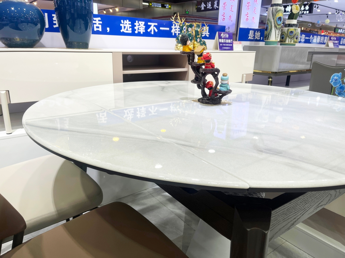 傅嘉乐迪两厅家具现代简约风格科技石台面+白蜡木桌腿可伸缩餐桌3010002