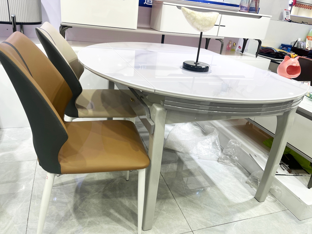 傅嘉乐迪两厅家具玉晶石台面+橡木脚可伸缩餐桌3010003